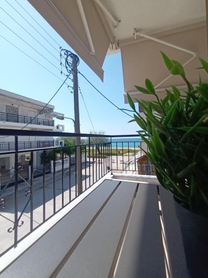 Antonis Apartment Paralia Dionysiou Exterior photo